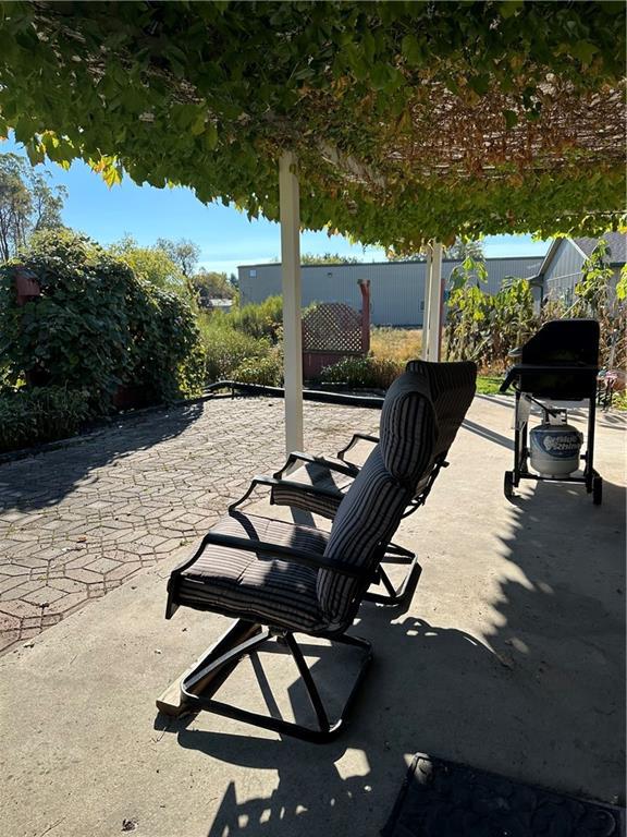 view of patio featuring area for grilling