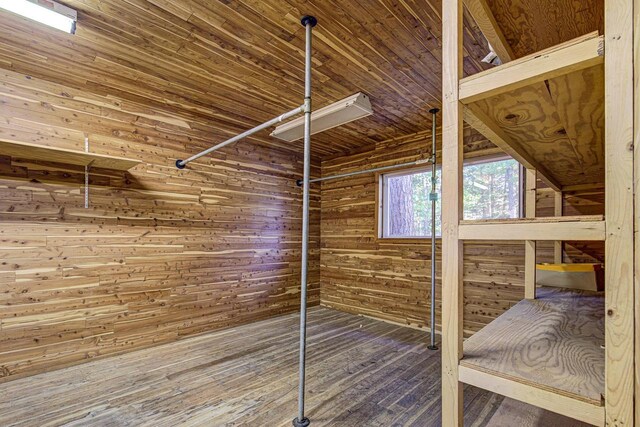 6147 County Rd E, Phelps, WI 54554 - walk in closet featuring wood-type flooring