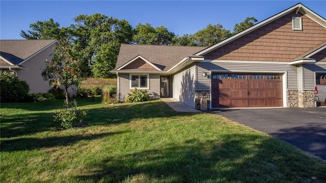 2860 Fairway Dr, Altoona WI, 54720, 3 bedrooms, 3 baths house for sale