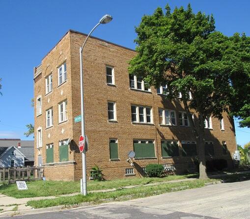 view of building exterior