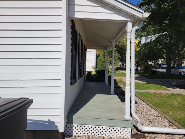 exterior space featuring a porch