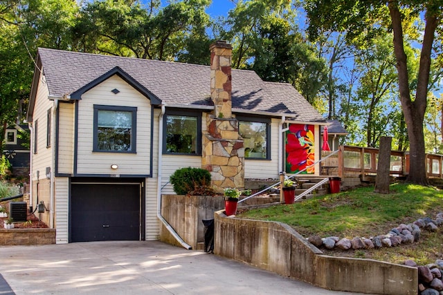 view of front of home featuring a garage