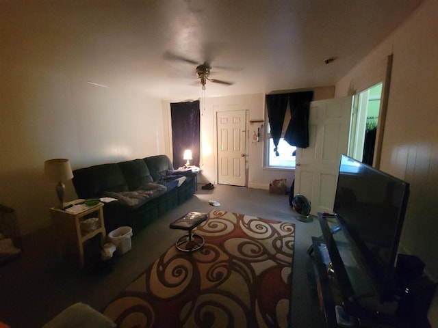 living room featuring ceiling fan