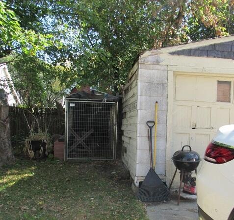 view of outbuilding