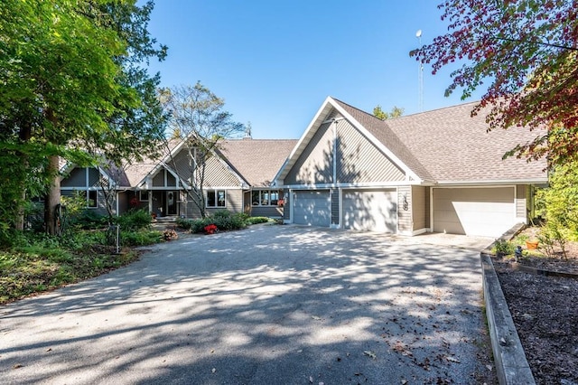 view of front of property featuring a garage