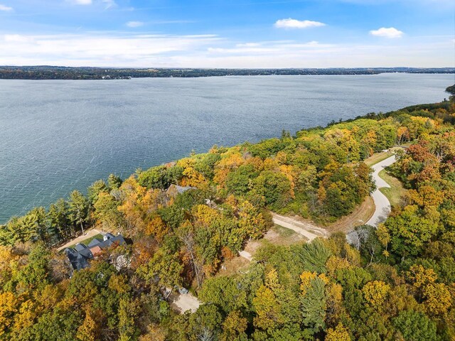 L2 Oakwood Ave, Green Lake, WI 53946
