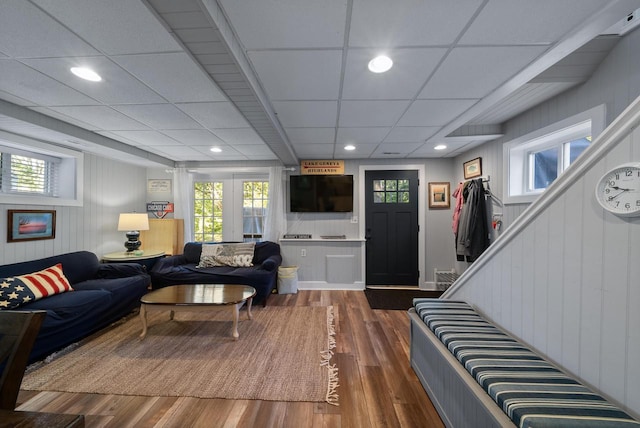 N1814 Highland Rd, Lake Geneva, WI 53147 - living area featuring dark wood finished floors and recessed lighting