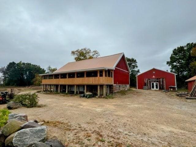 exterior space with an outbuilding