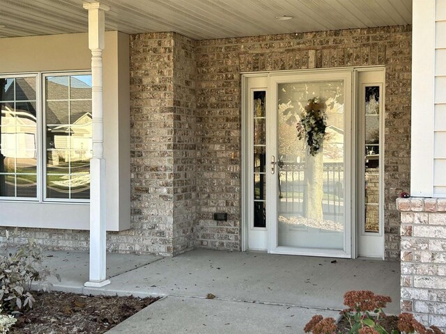 view of property entrance