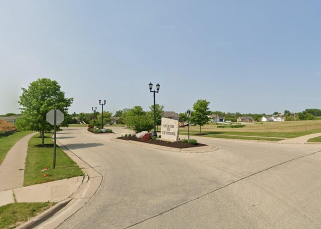 1675 Cornerstone Cir, Platteville, WI 53818