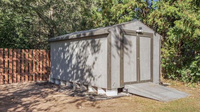 view of outbuilding