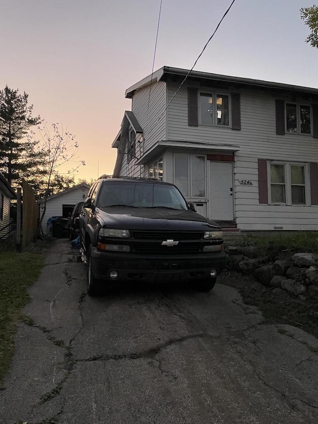 view of front of property