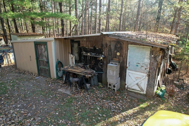 view of outbuilding