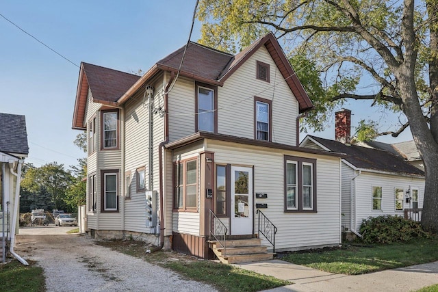 view of front of property