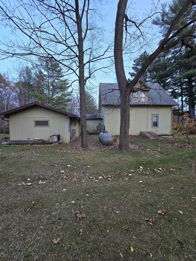 view of side of property