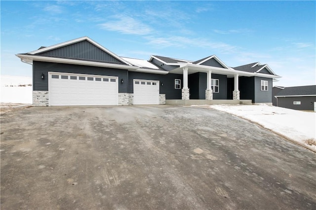 view of front of house featuring a garage