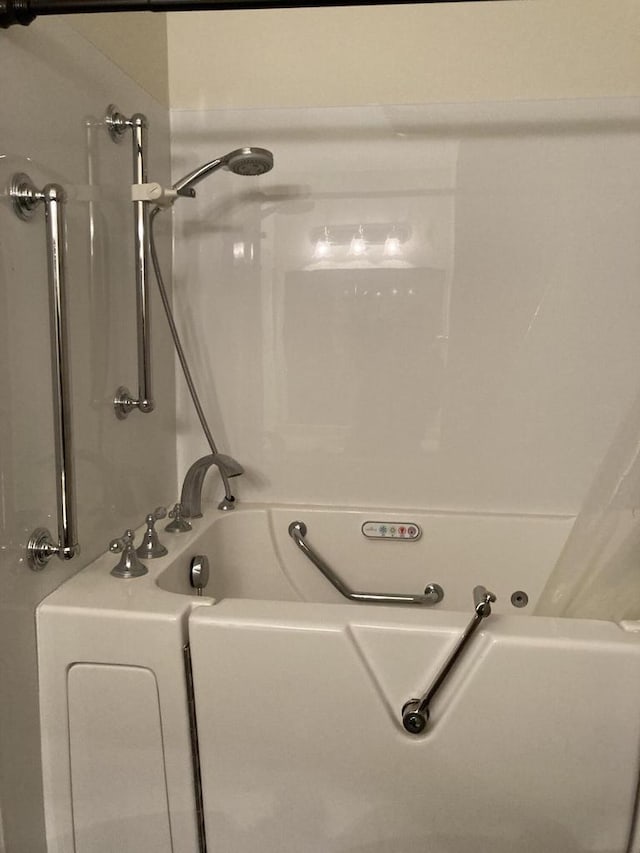1524 Deer Brook Dr, Two Rivers, WI 54241 - bathroom with shower / bathtub combination
