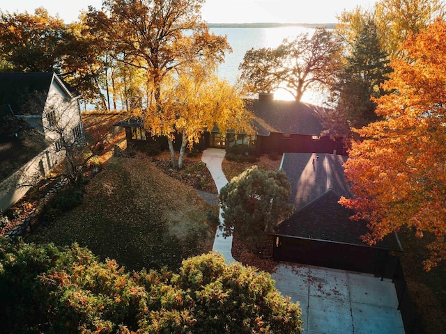 2291 Williams Point Dr, Stoughton, WI 53589 - view of yard with a water view