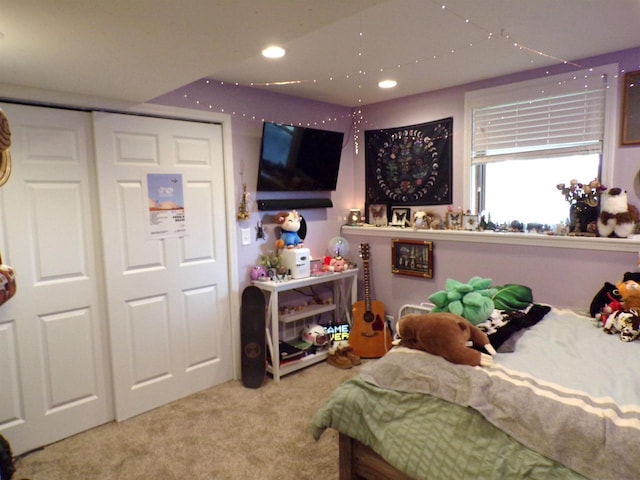 N4266 Cherokee Ct, Markesan, WI 53946 - carpeted bedroom with recessed lighting
