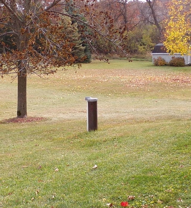 N4266 Cherokee Ct, Markesan, WI 53946 - view of green lawn