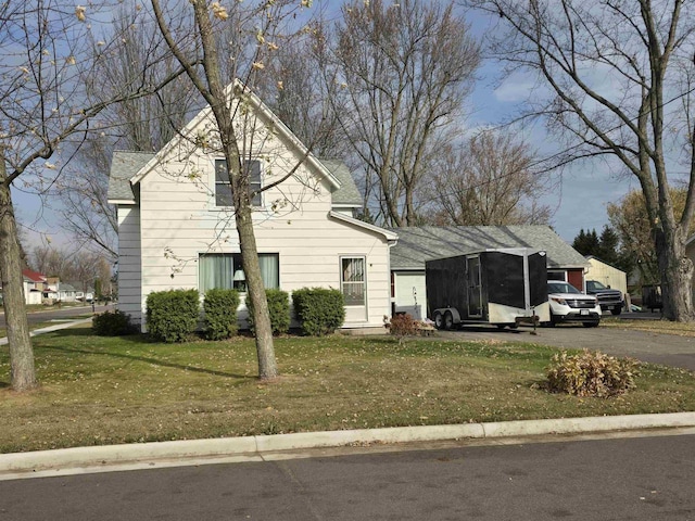 view of front of house with a front yard