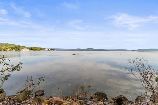 W11384 Bay Dr, Lodi, WI 53555 - water view