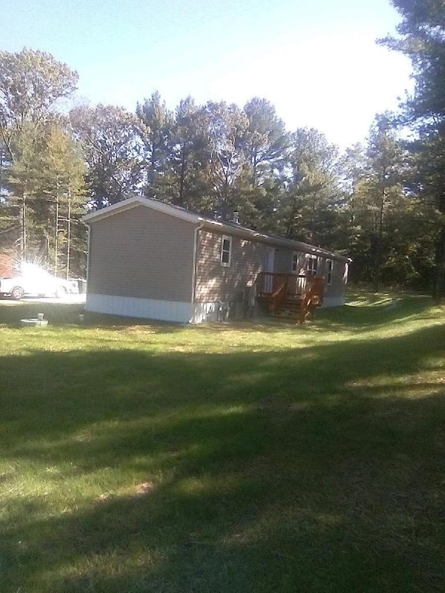 exterior space featuring a yard