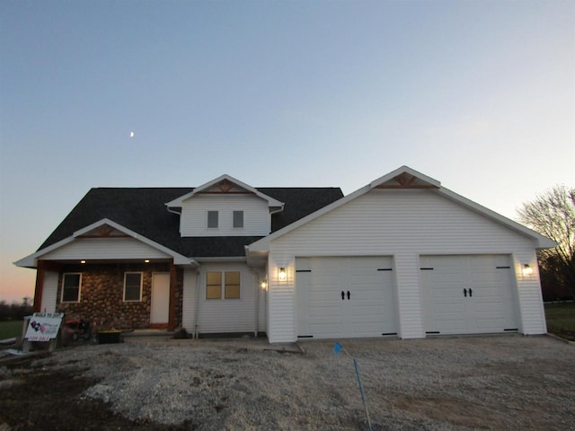 view of front facade featuring a garage