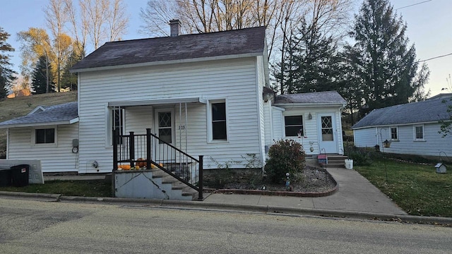 view of front of house