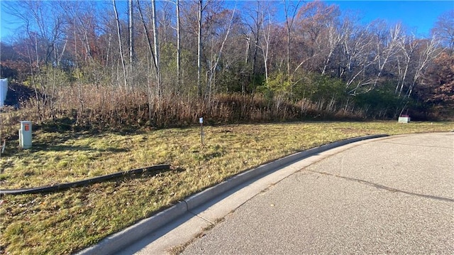4419 Twin Oaks Ct, Eau Claire, WI 54701