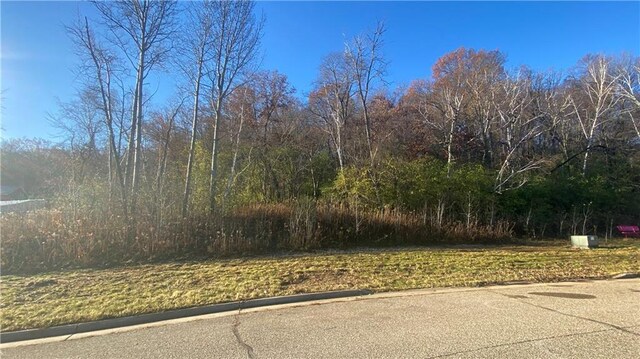 4419 Twin Oaks Ct, Eau Claire, WI 54701