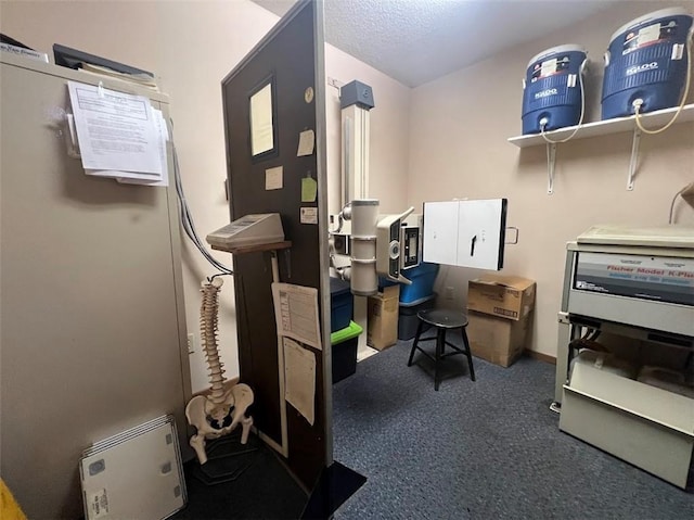 1802 Talen St, Menomonie, WI 54751 - view of carpeted office