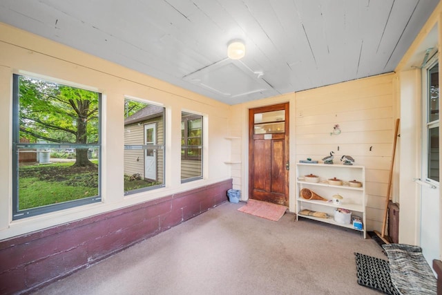 view of sunroom / solarium