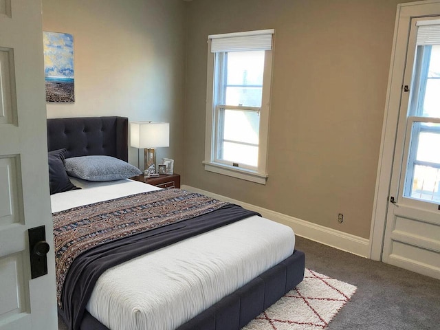 view of carpeted bedroom