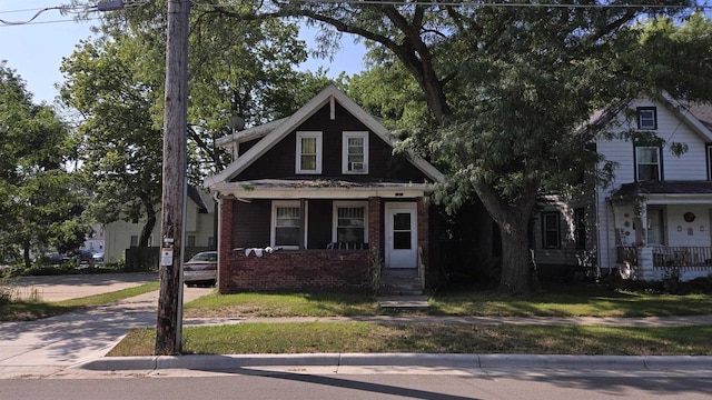 view of front of property with a porch