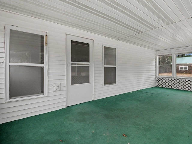 view of unfurnished sunroom