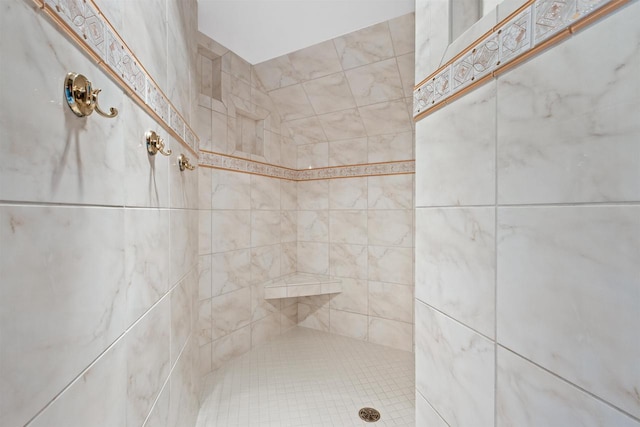 2730 Chestnut Dr, Plover, WI 54467 - full bath featuring a tile shower