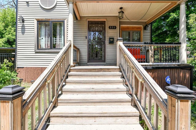 view of property entrance