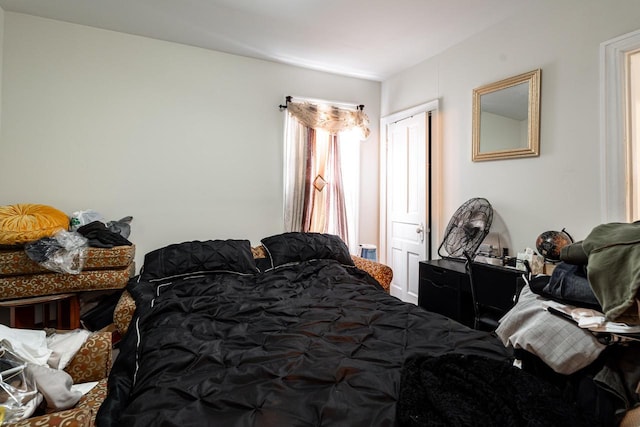 330 E Locust St, Milwaukee, WI 53212 - bedroom featuring a closet