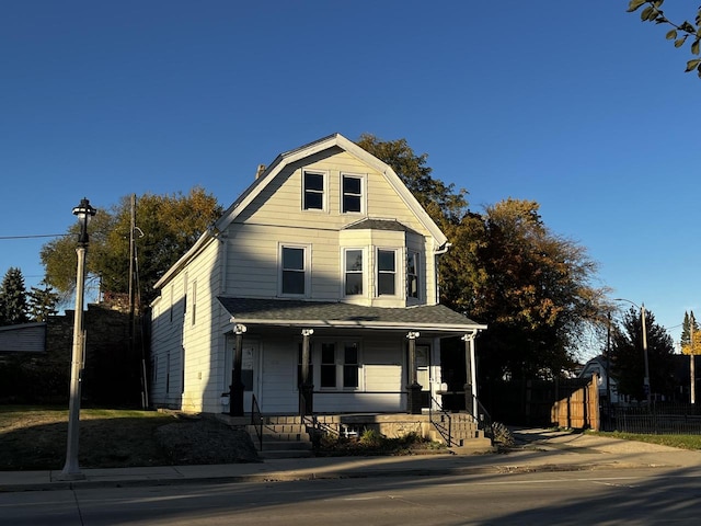 view of front facade with a porch