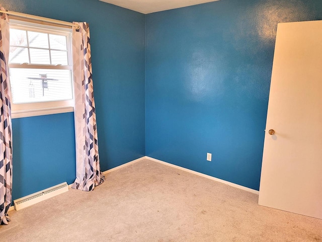 unfurnished room featuring carpet floors