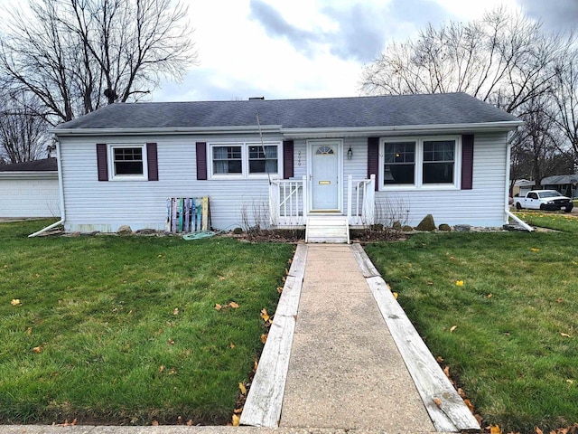 ranch-style house with a front yard