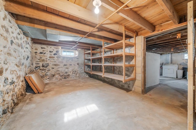 basement featuring washer / clothes dryer