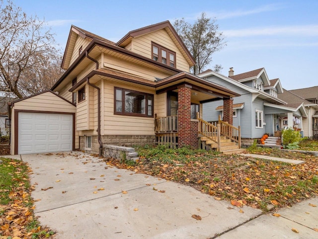 view of front of house featuring a garage