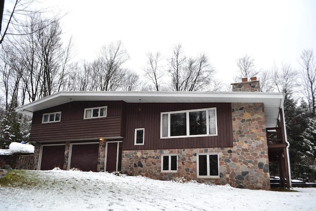 view of front of home with a garage