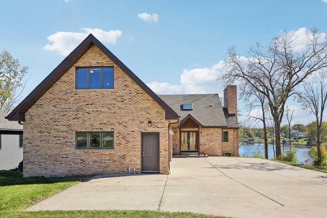 view of front facade featuring a water view