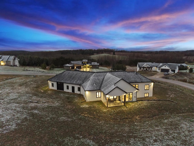 view of aerial view at dusk