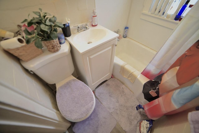 4828 N 25th St, Milwaukee, WI 53209 - bathroom with toilet, shower / tub combo with curtain, and vanity