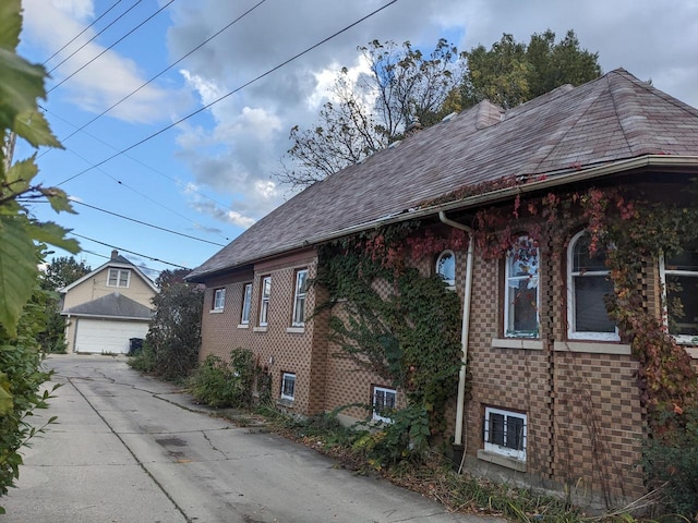 view of home's exterior