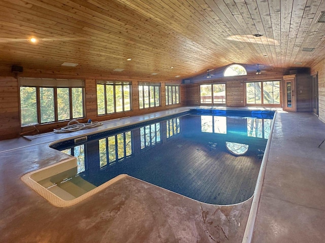6641 N Kennedy Rd, Milton, WI 53563 - view of indoor pool